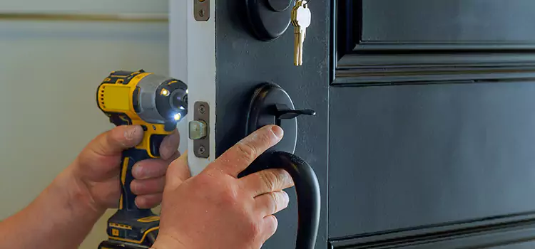Commercial Door Lock Installation West Puente Valley